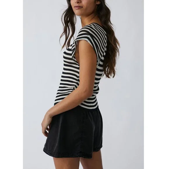 🎉LAST CHANCE🎉 FREE PEOPLE Slinky Baby Tee / Black Gardenia Combo - Picture 6 of 8